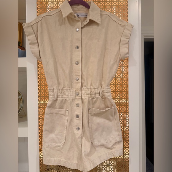 Zara Pants - Zara Denim Cream Snap-Front Collar Romper! XS! VGUC!